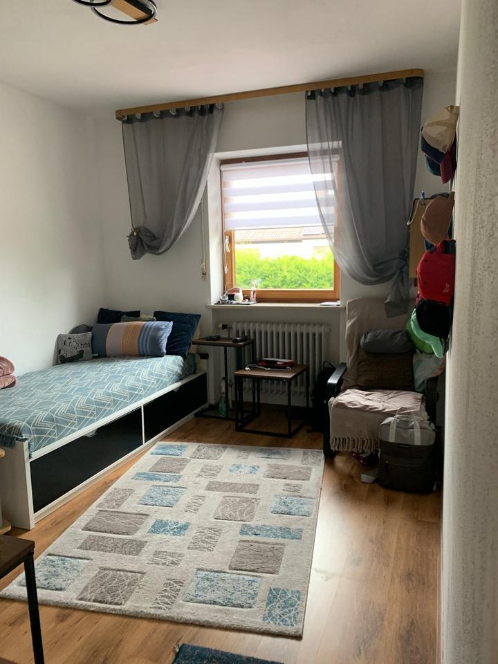 Provisionsfrei: Großes RMH - Ideal für Familien oder Anleger