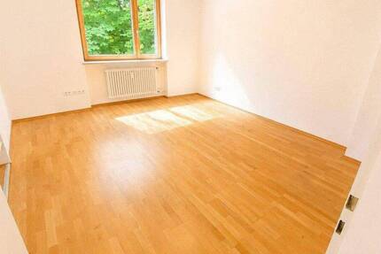 Wohnung Augsburg Innenstadt - 2 Zimmer, 51 m&sup2;, 714&euro; | Angebot:26851356