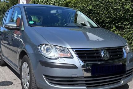 VW Touran 98.500 km 8.650 &euro; Friedberg 86316