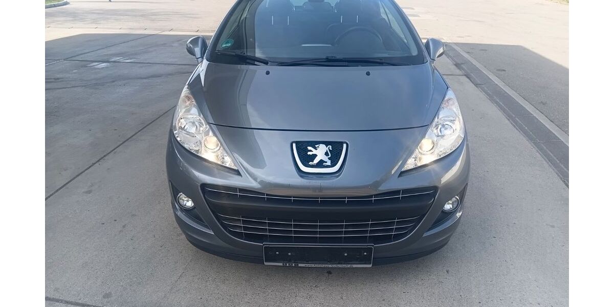 Peugeot 207 138.500 km 2.390 &euro; Augsburg 86167