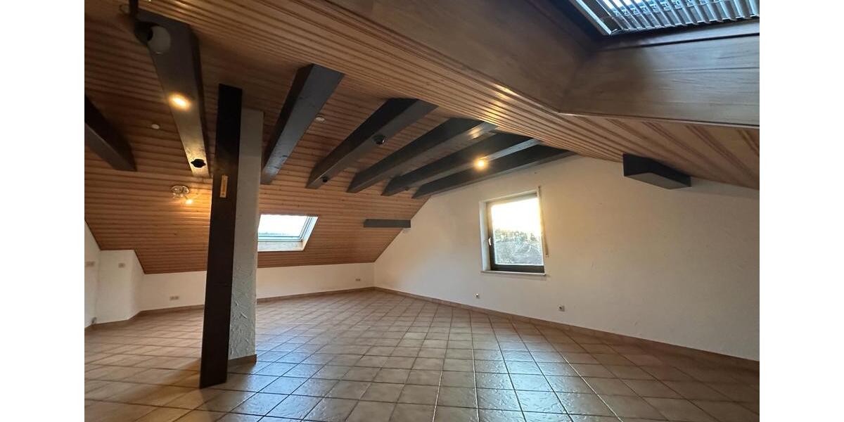 Dachgeschoßwohnung Eurasburg - 2 Zimmer, 73 m&sup2;, 680&euro; | Angebot:26592605