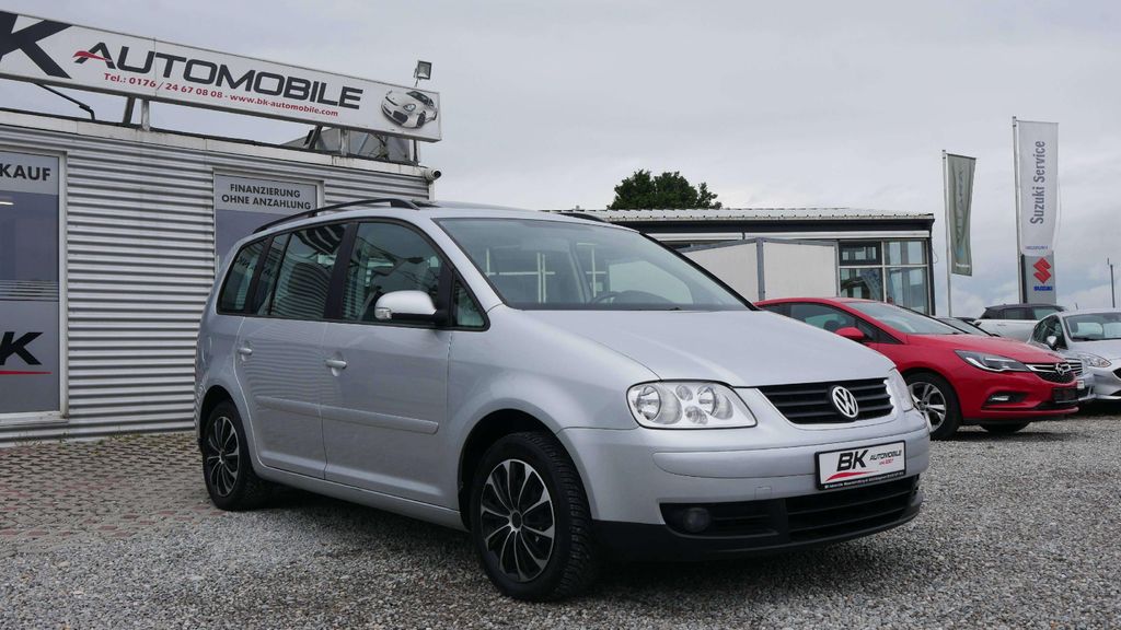 VW Touran 78.100 km 7.490 &euro; Königsbrunn 86343