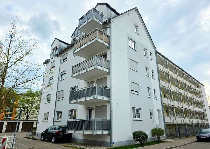 Wohnung zum Kaufen in Augsburg 238.000 € 47.2 m²